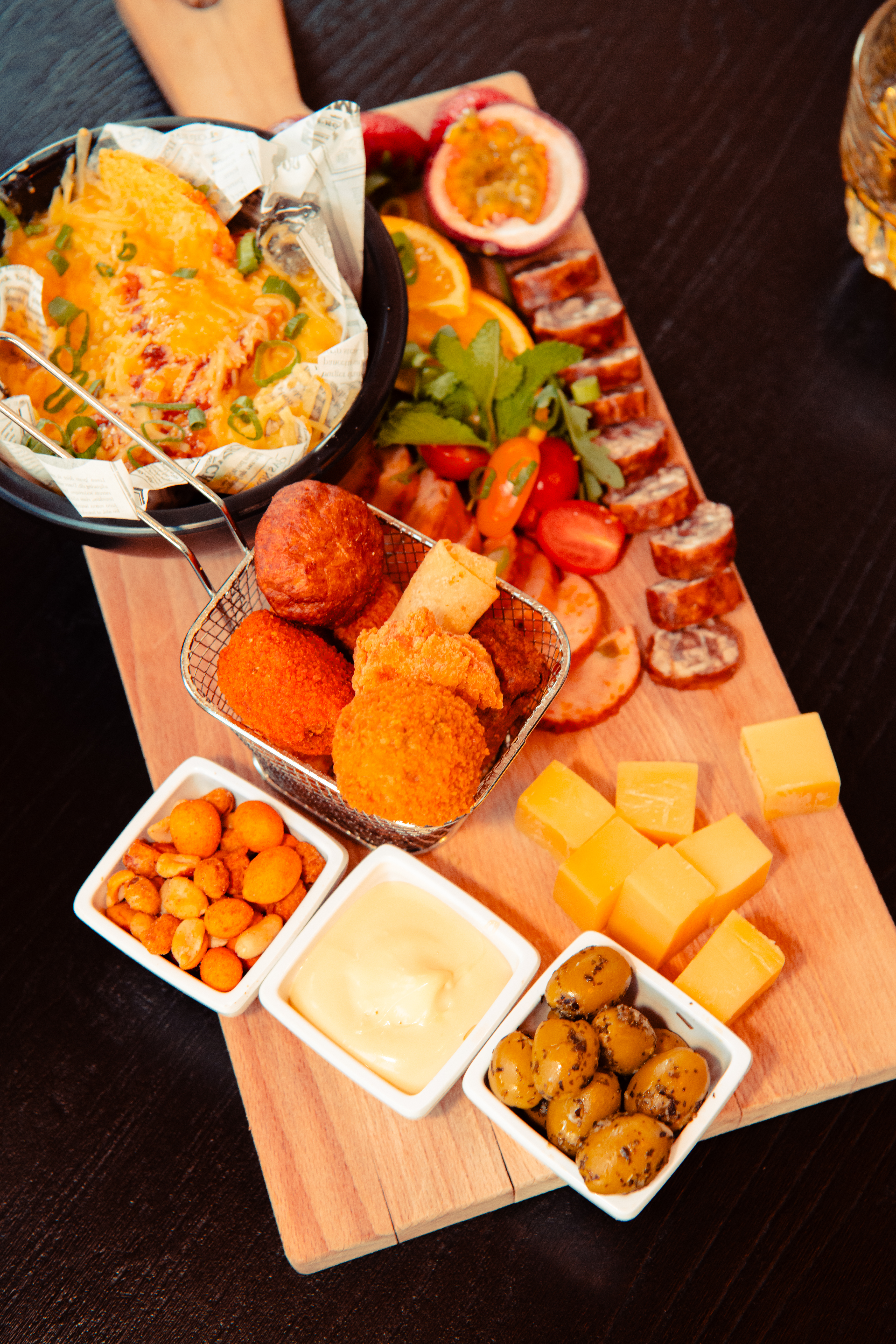 Arrangement Knabbelkrakers! bij Grandcafe 't Stadhuys in Wolvega