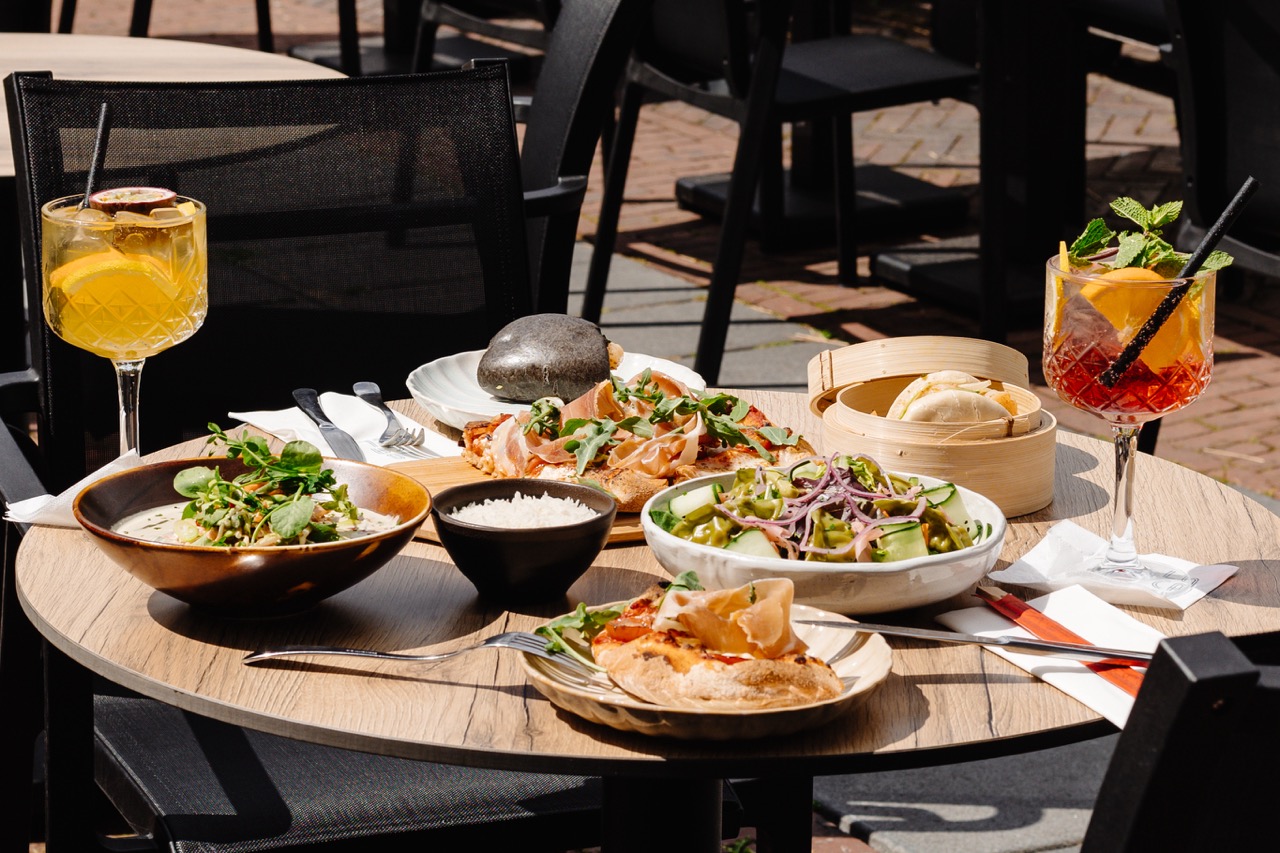 Arrangement Puzzelproeverij dinerarrangement bij Locael Centraal in Haarlem