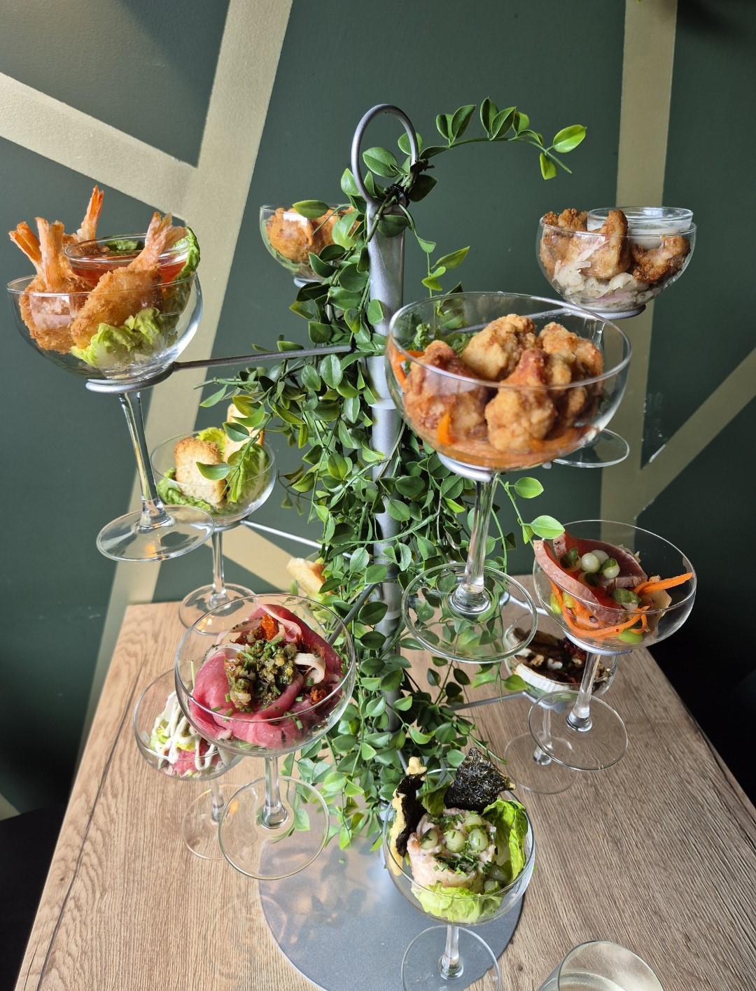 Arrangement High cocktail / mocktail bij Vie Food en Drinks in Huizen