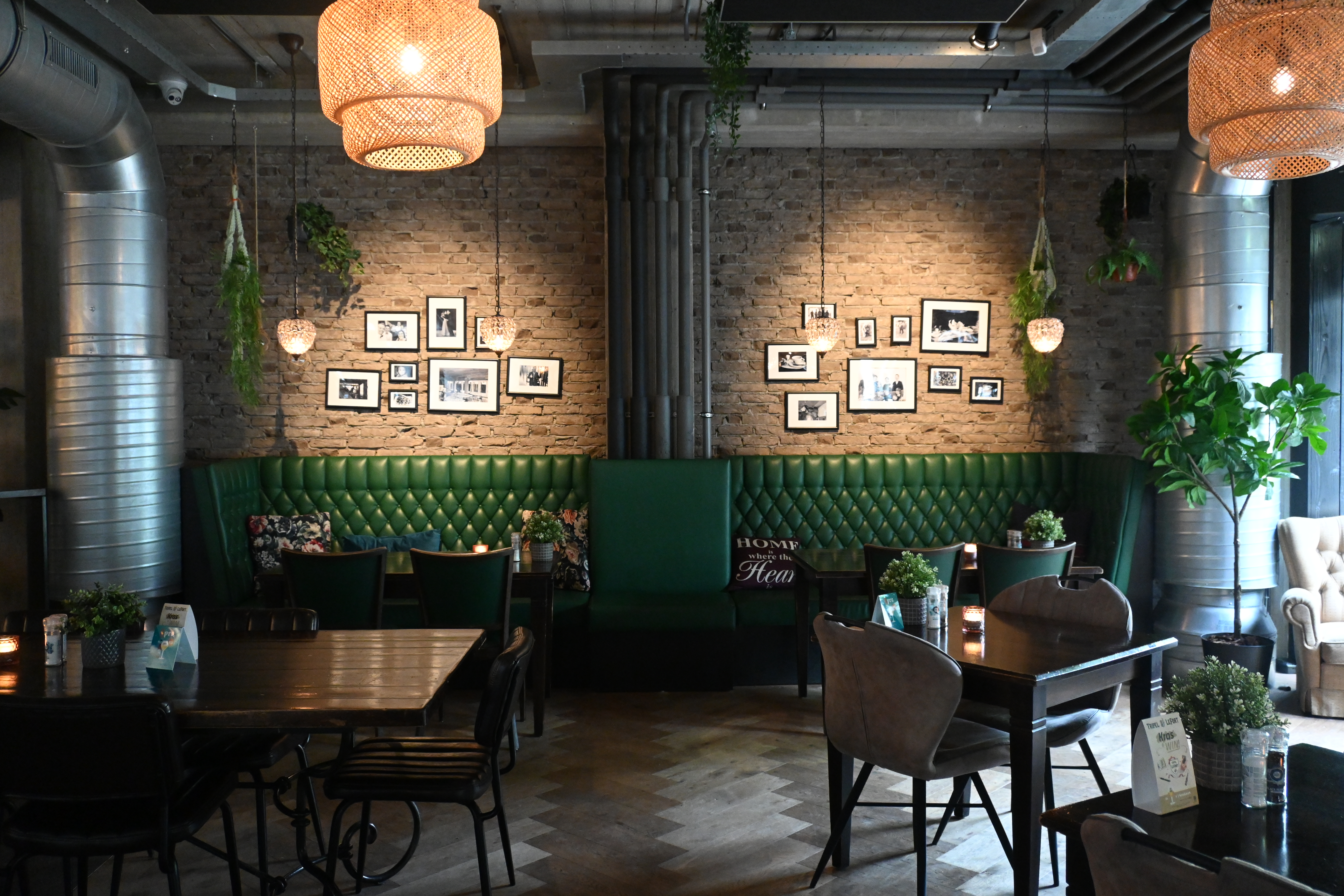 Grand Café de Bank in Best